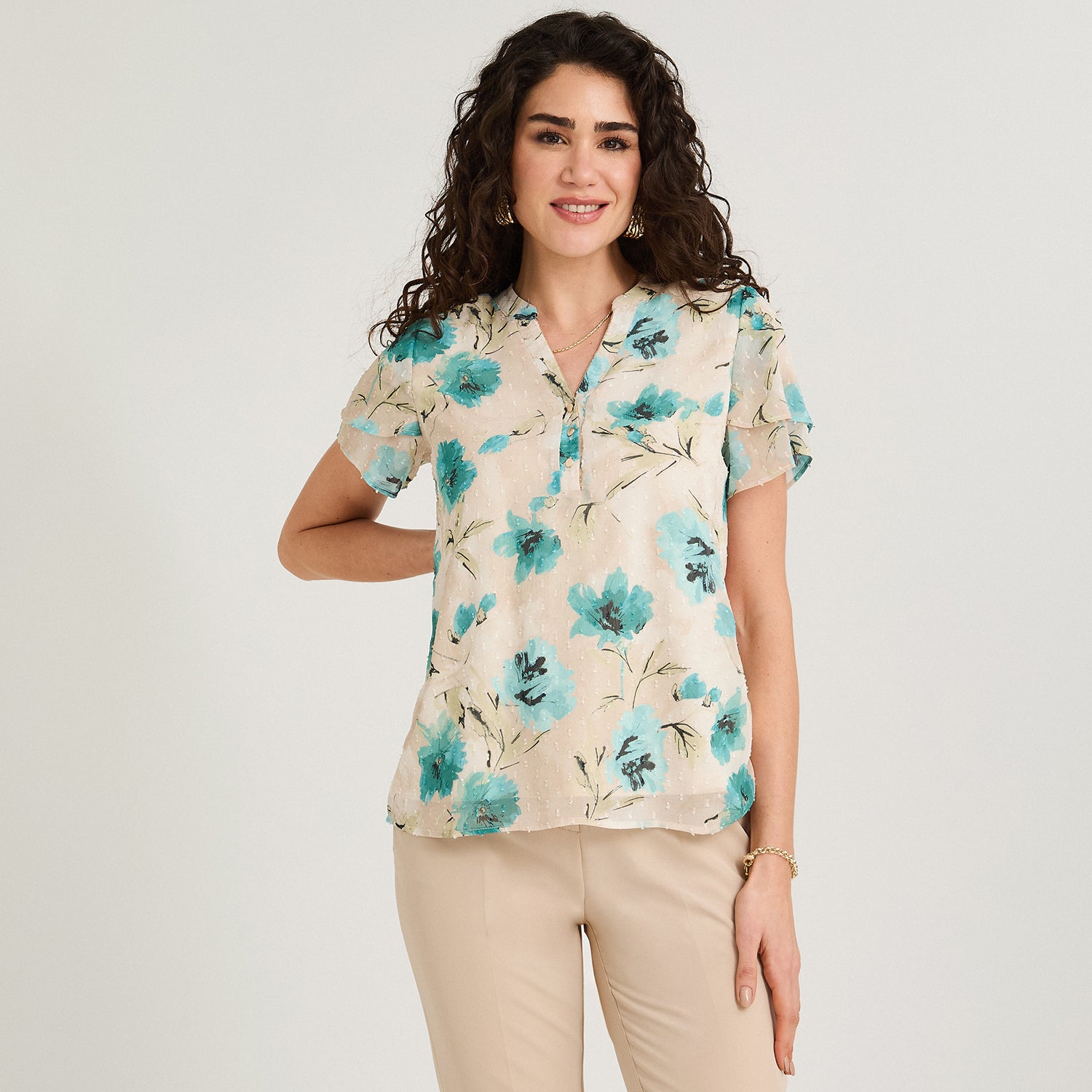 Blusa Manga Corta Aplicación en Escote Arena